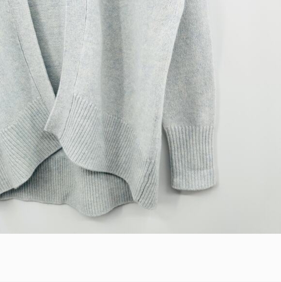 Magaschoni 100% Cashmere Open Cardigan Size Medium in Light Ice Blue Marled - Picture 5 of 8